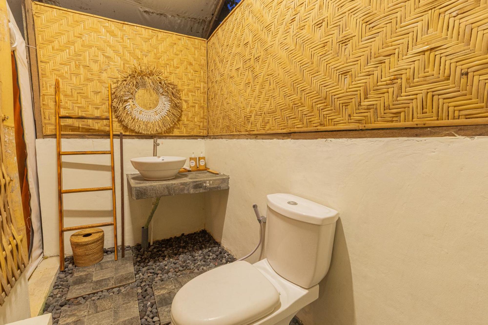 Camani Glamping Hotel Karangasem Eksteriør billede